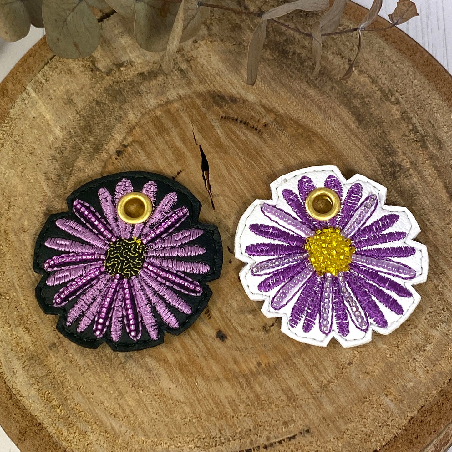 Shoe Flowers - Daisies