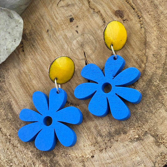 Yellow Enamel Stud Earrings with Blue Flowers