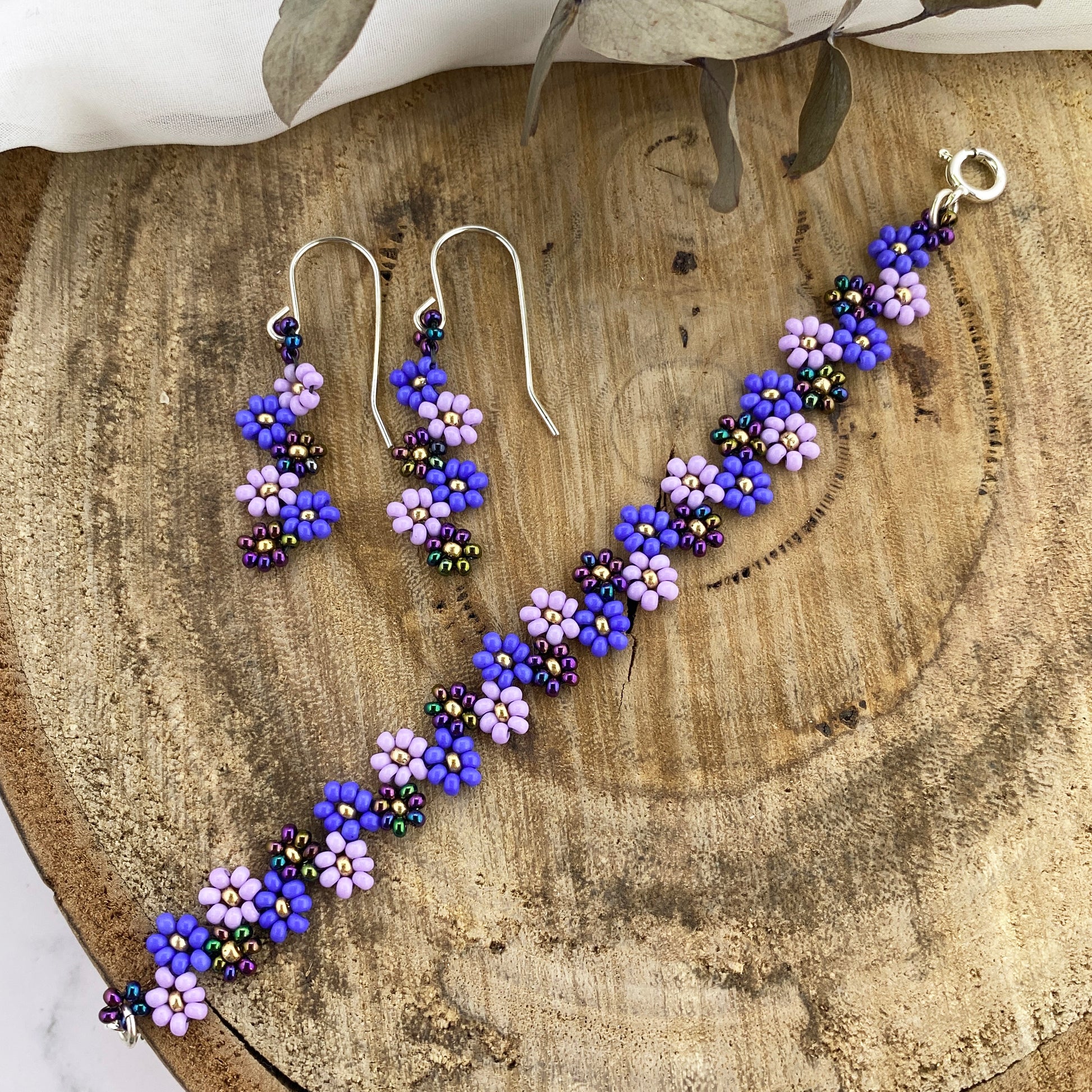 Purple Daisy Beaded Earrings Bracelet Set – Designs by Leisha